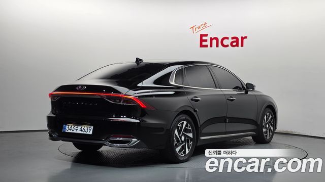 Hyundai Grandeur 2023 — photo 2