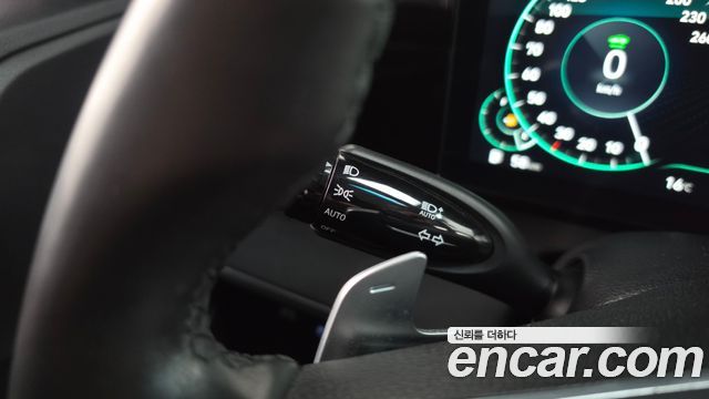 Hyundai Grandeur 2023 — photo 28
