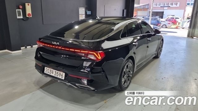 Kia K5 2022 — photo 2
