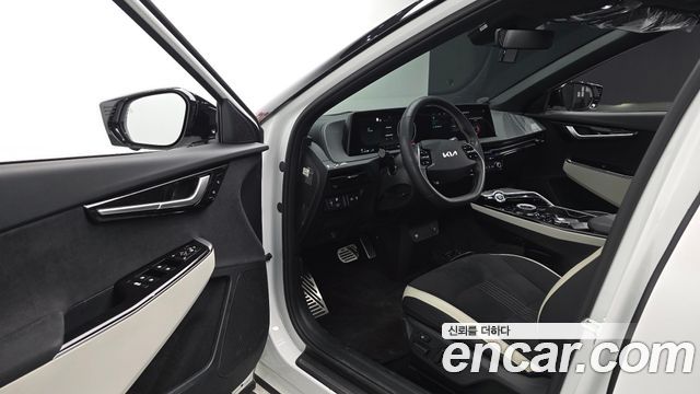 Kia EV6 2024 — photo 13