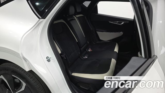 Kia EV6 2024 — photo 18