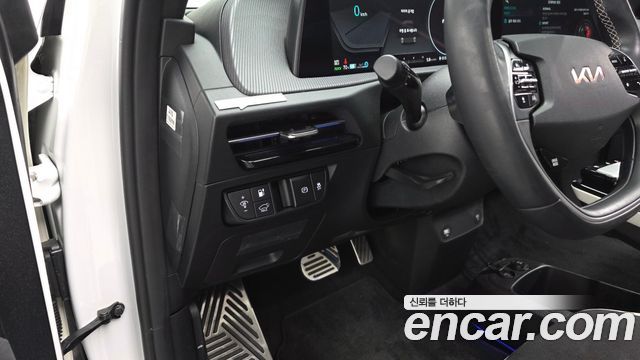 Kia EV6 2024 — photo 19