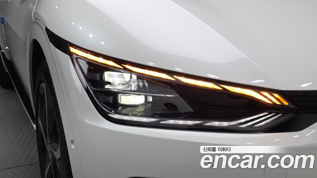 Kia EV6 2024 — photo 8
