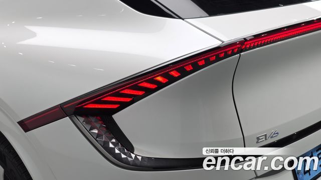 Kia EV6 2024 — photo 9