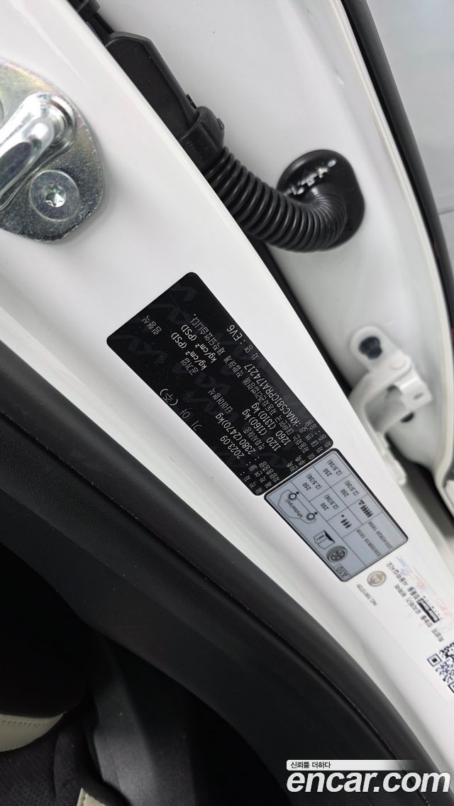 Kia EV6 2024 — photo 37