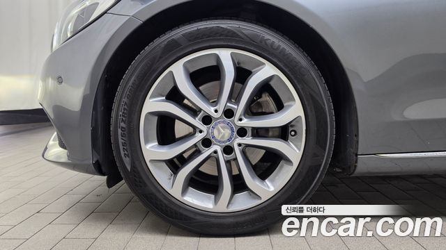Mercedes-Benz C-Class 2017 — photo 5