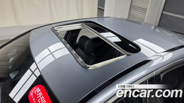 Mercedes-Benz C-Class 2017 — photo 25