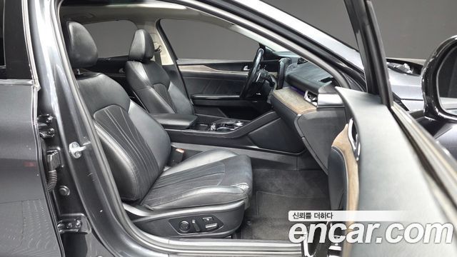 Kia K5 2020 — photo 17