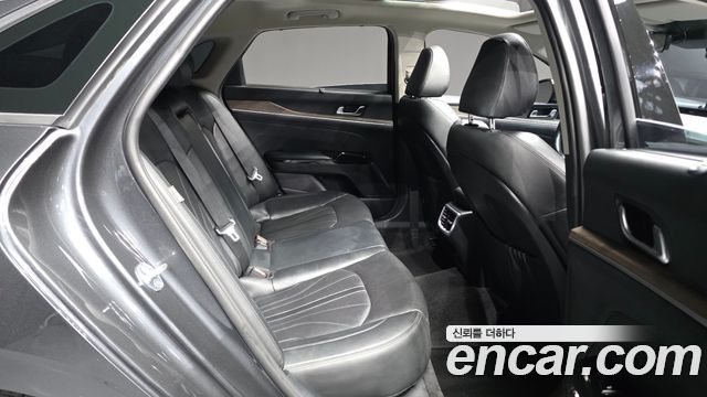 Kia K5 2020 — photo 18
