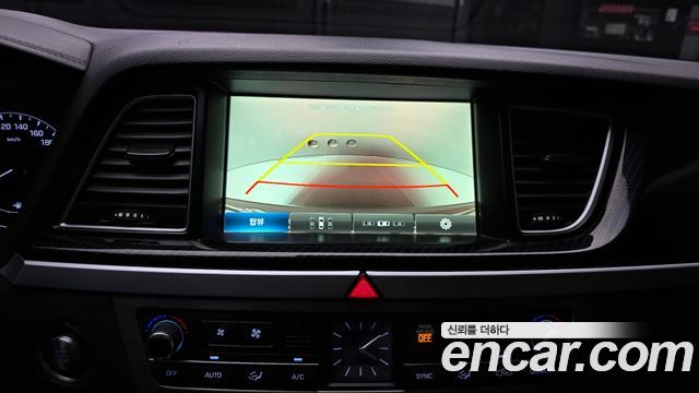 Hyundai Genesis 2016 — photo 21