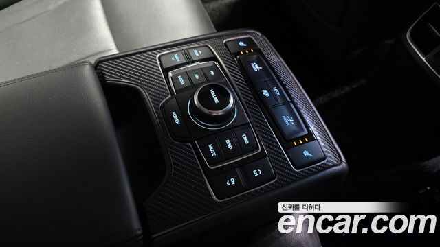 Hyundai Genesis 2016 — photo 23