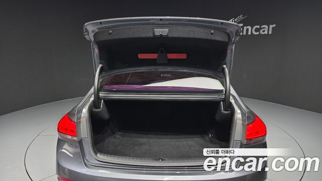 Hyundai Genesis 2016 — photo 26