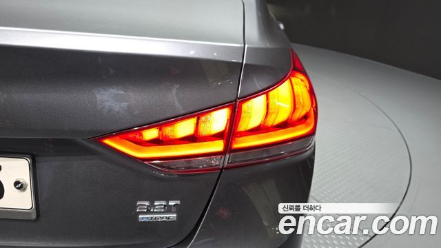 Hyundai Genesis 2016 — photo 9