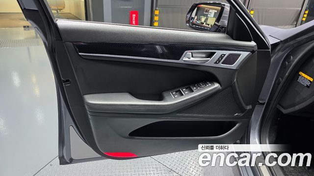 Hyundai Genesis 2016 — photo 14