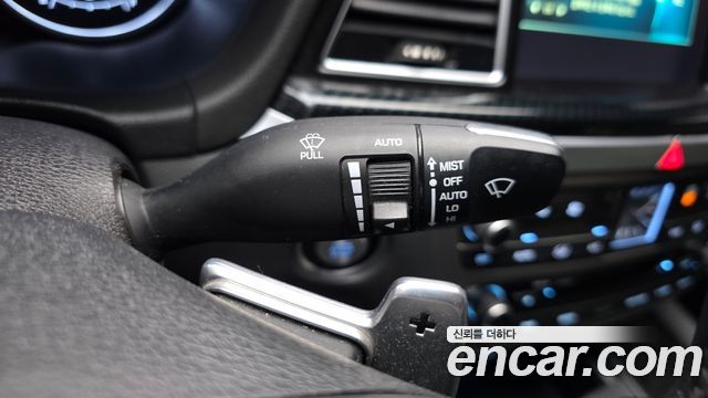 Hyundai Genesis 2016 — photo 32