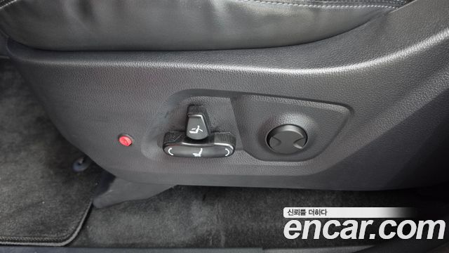 KG Mobility Rexton 2021 — photo 31