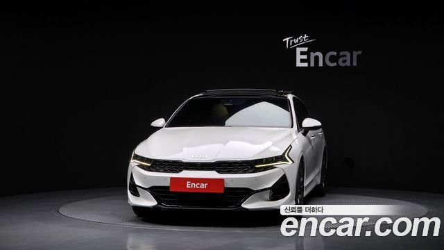 Kia K5 2023 — photo 3