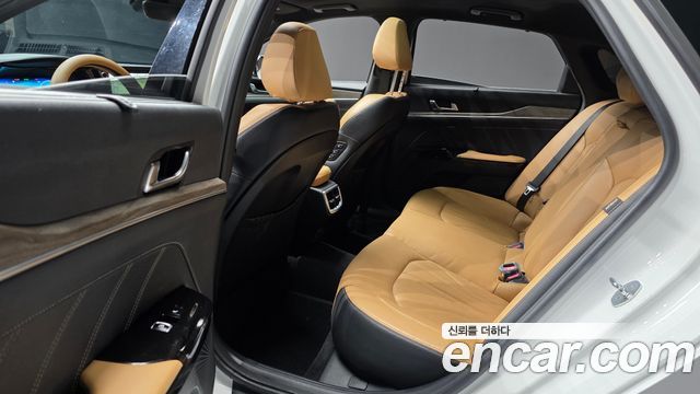 Kia K5 2023 — photo 12