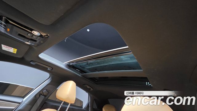 Kia K5 2023 — photo 18