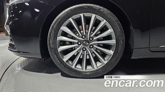 Kia K7 2018 — photo 5