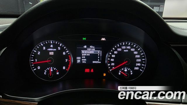Kia K7 2018 — photo 8