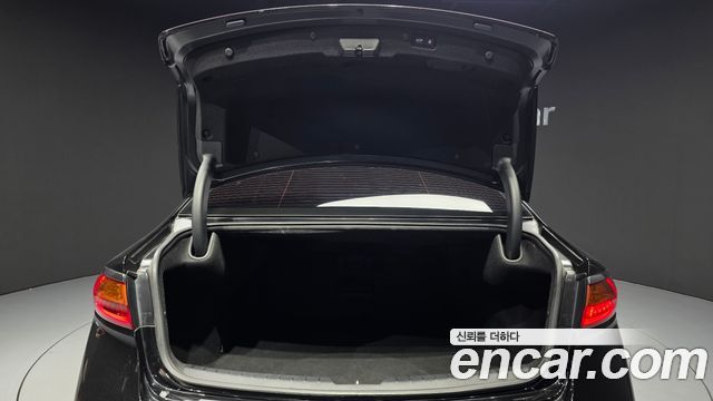 Kia K7 2018 — photo 20