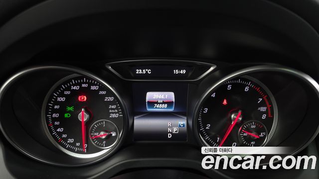 Mercedes-Benz CLA-Class 2018 — photo 8