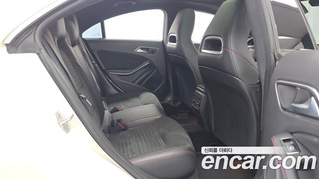 Mercedes-Benz CLA-Class 2018 — photo 12