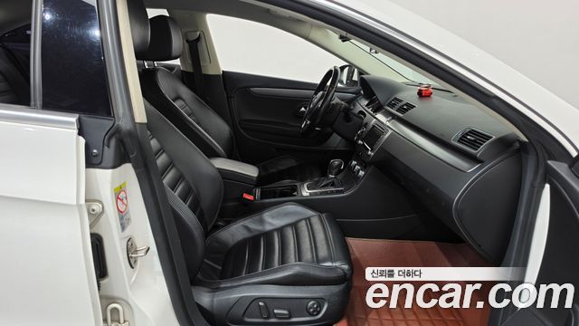 Volkswagen CC 2015 — photo 11