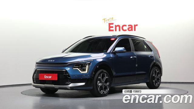 Kia Niro 2022 — photo 1