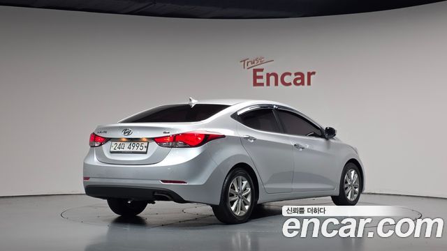 Hyundai AVANTE 2015 — photo 2