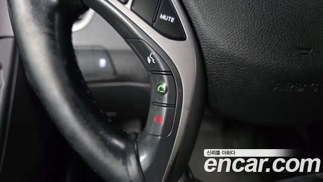 Hyundai AVANTE 2015 — photo 24