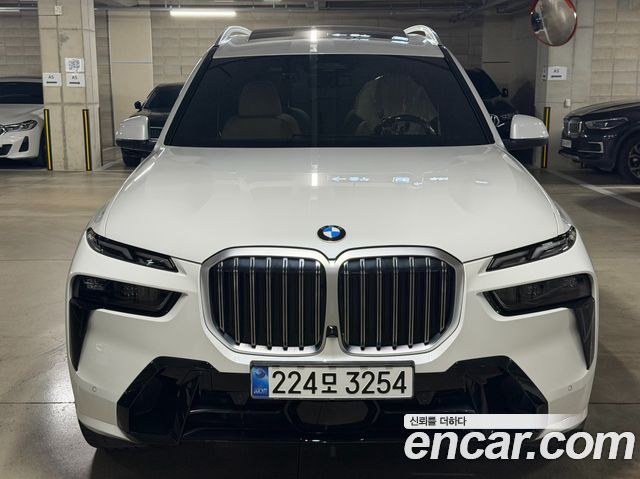BMW X7 2025 — photo 3