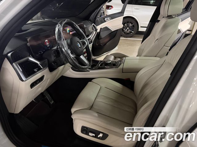 BMW X7 2025 — photo 10