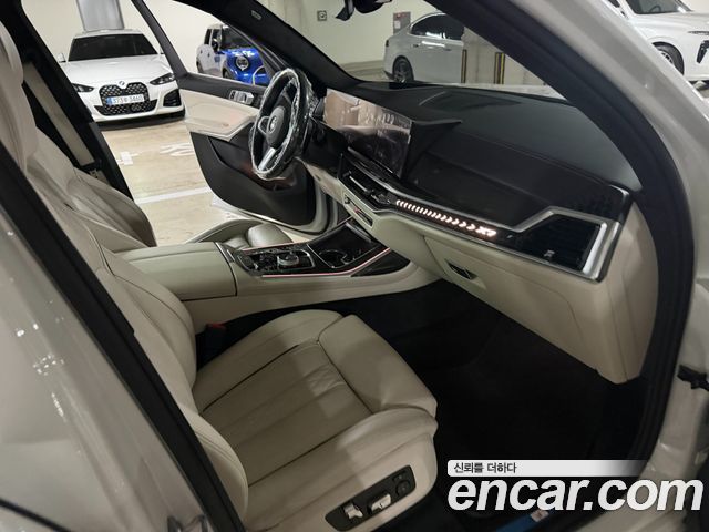BMW X7 2025 — photo 11