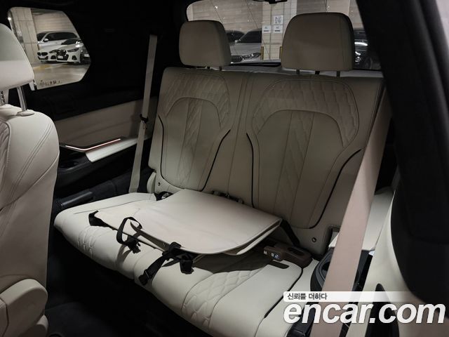 BMW X7 2025 — photo 14