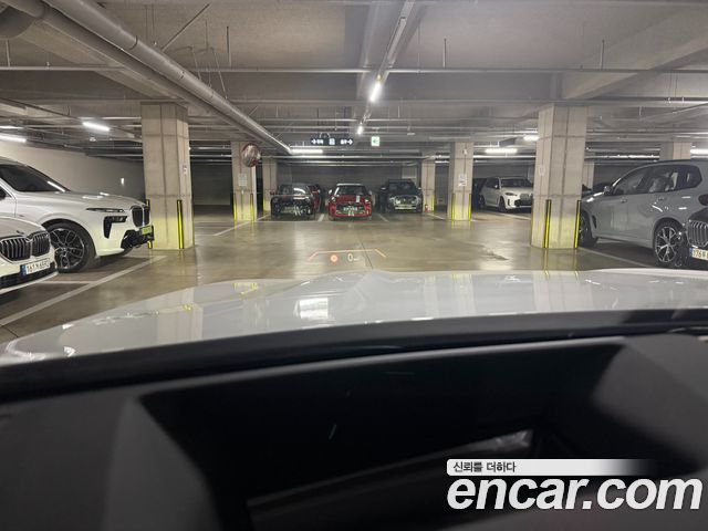 BMW X7 2025 — photo 17