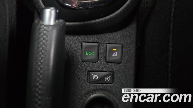 Renault Korea QM3 2019 — photo 17