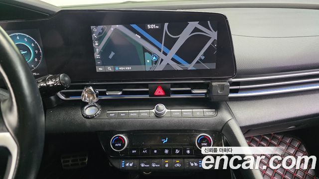 Hyundai AVANTE 2021 — photo 14