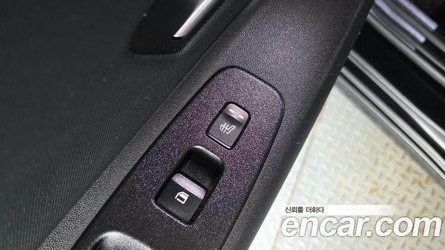 Hyundai AVANTE 2021 — photo 18
