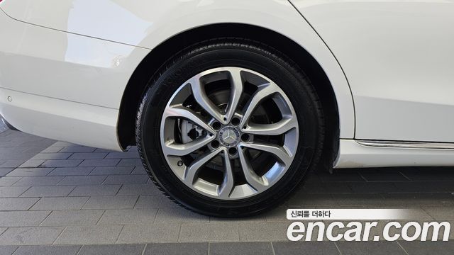Mercedes-Benz C-Class 2016 — photo 5