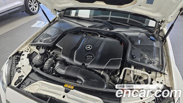 Mercedes-Benz C-Class 2016 — photo 6