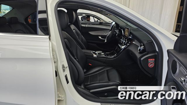 Mercedes-Benz C-Class 2016 — photo 11