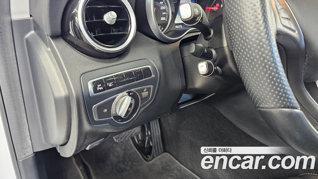 Mercedes-Benz C-Class 2016 — photo 16