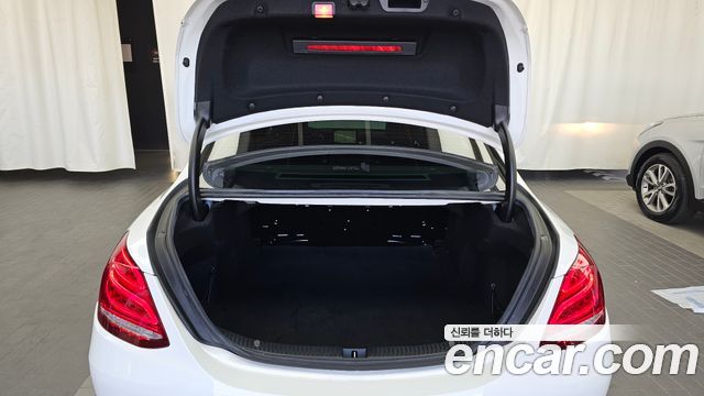 Mercedes-Benz C-Class 2016 — photo 20