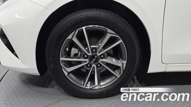 Kia K3 2022 — photo 5