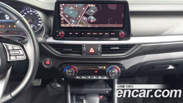 Kia K3 2022 — photo 14