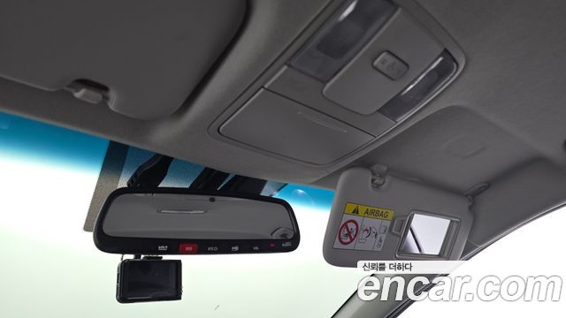Kia K3 2022 — photo 18