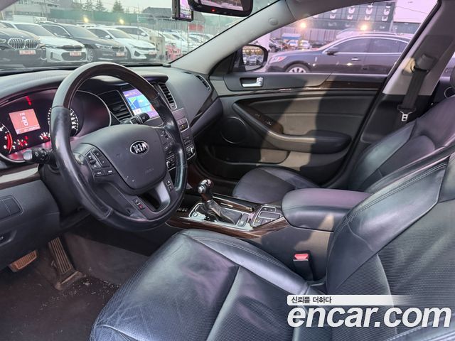Kia K7 2016 — photo 9