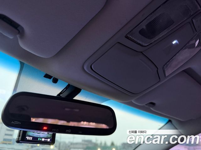 Kia K7 2016 — photo 14